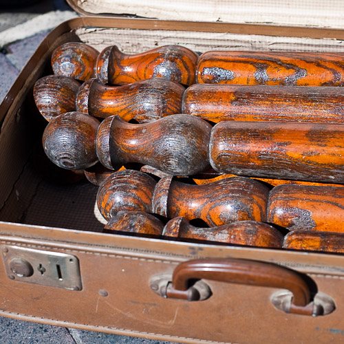 Un jeu de quille dans une valise, mieux qu'un chien.